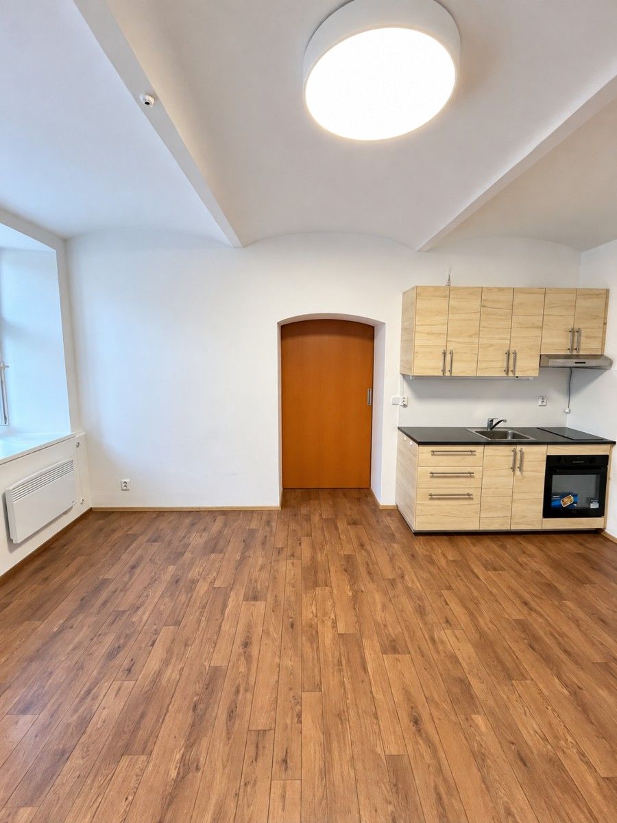 2+kk, třída Kpt. Jaroše, Brno - Černá Pole, Jihomoravský kraj, 33 m² - 2