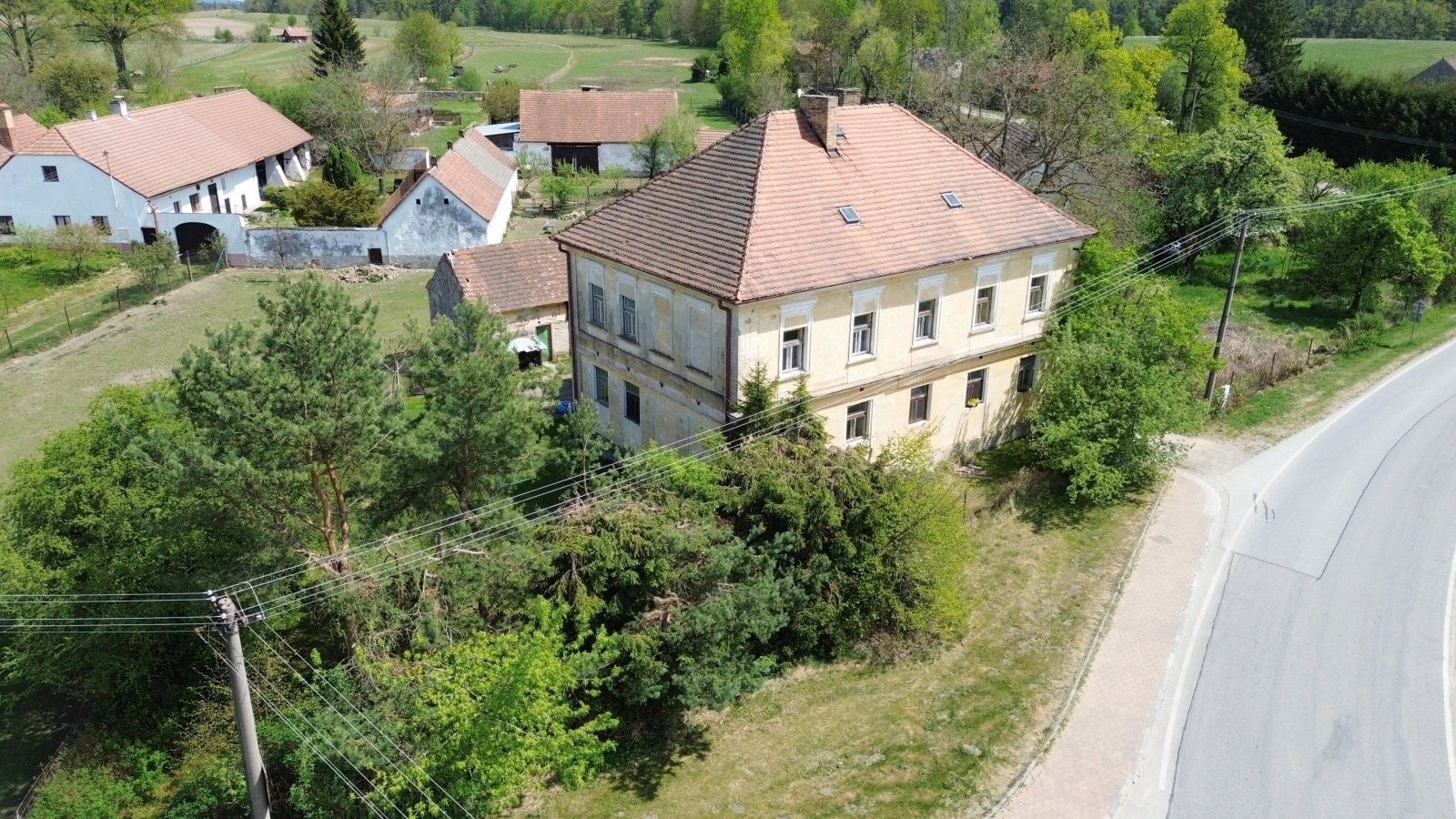 Činžovní domy, Novosedly nad Nežárkou Kolence, 240 m²