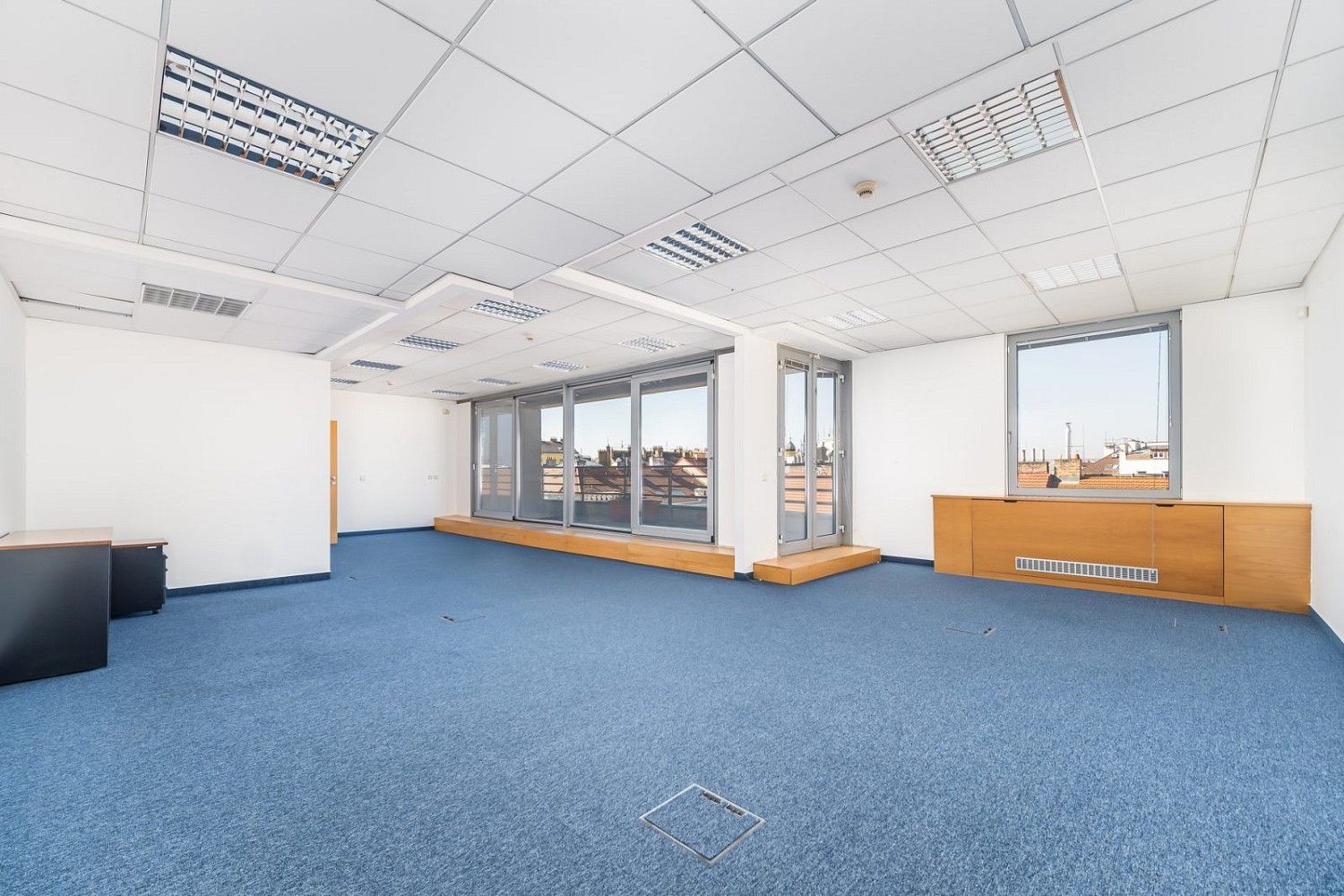 Kancelář · 582 m² · Praha - 4