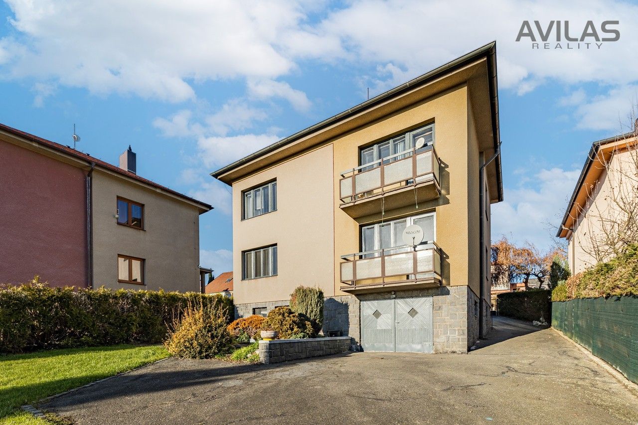 Prodej rodinný dům - Nezvalova, Benešov, 232 m²