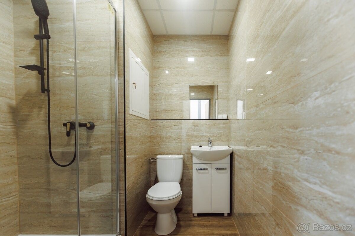 Pronájem byt - Jirkov, 431 11