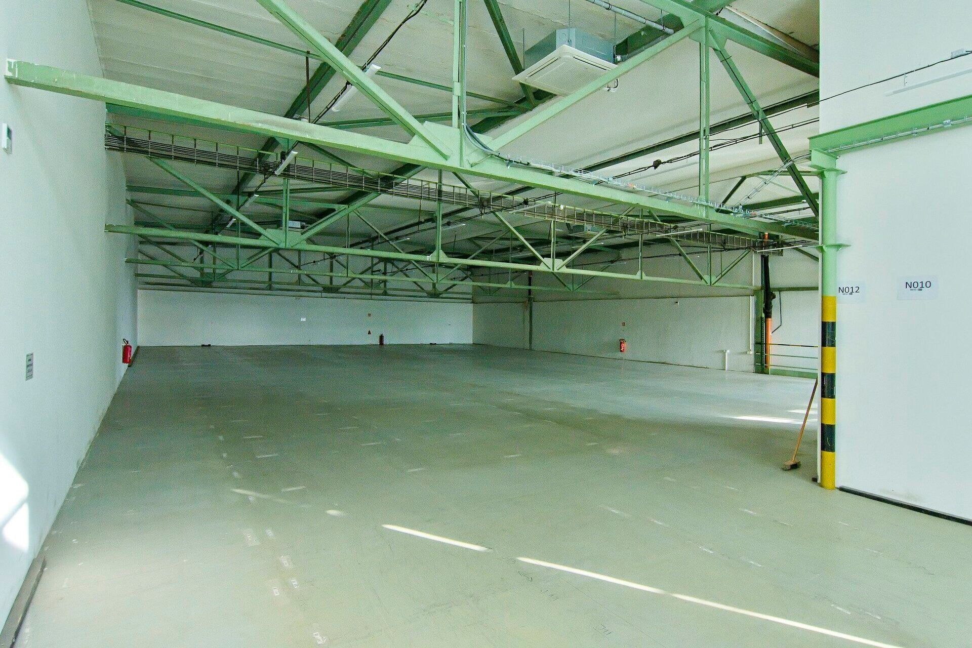 Pronájem sklad - Dělnická  , Pardubice, 1 485 m² - 5