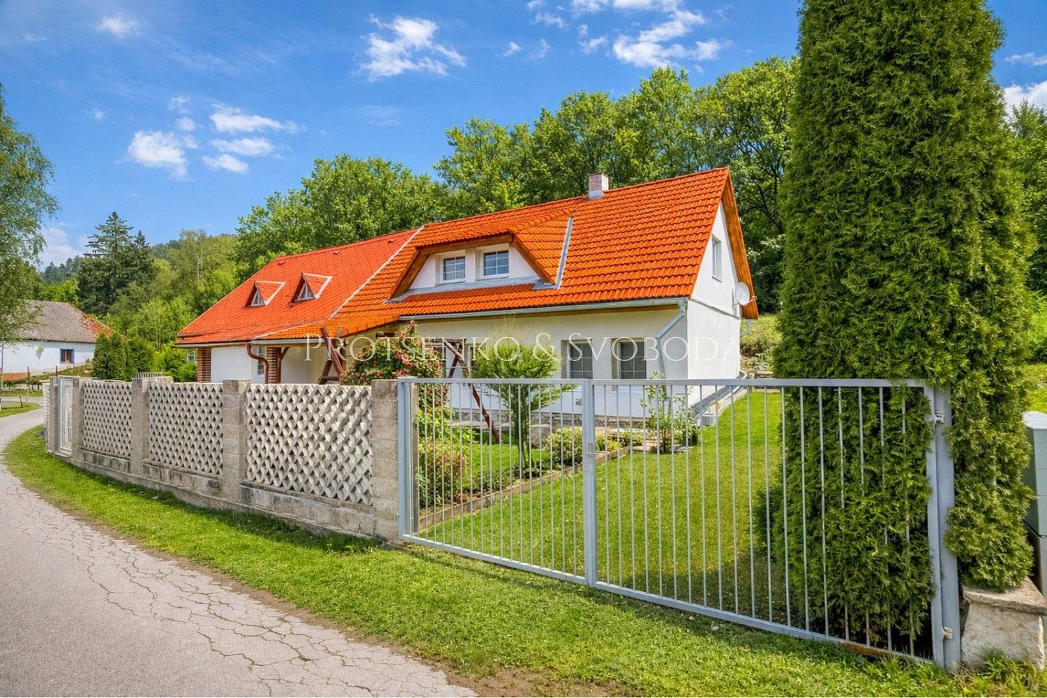 Rodinný dům, 290 m²