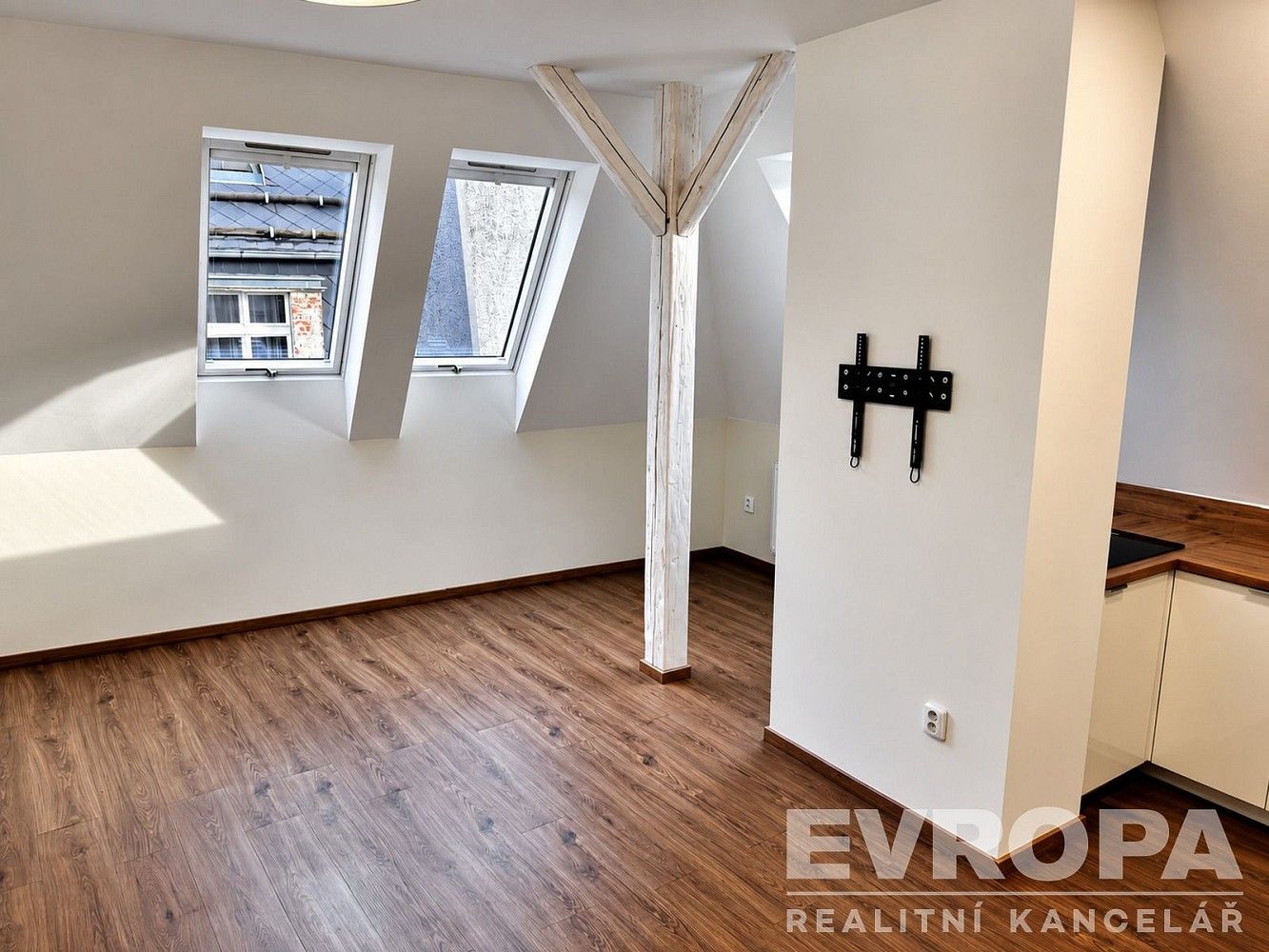 Prodej byt 2+kk - Liberec - Liberec I-Staré Město, Liberecký kraj, 69 m² - 5