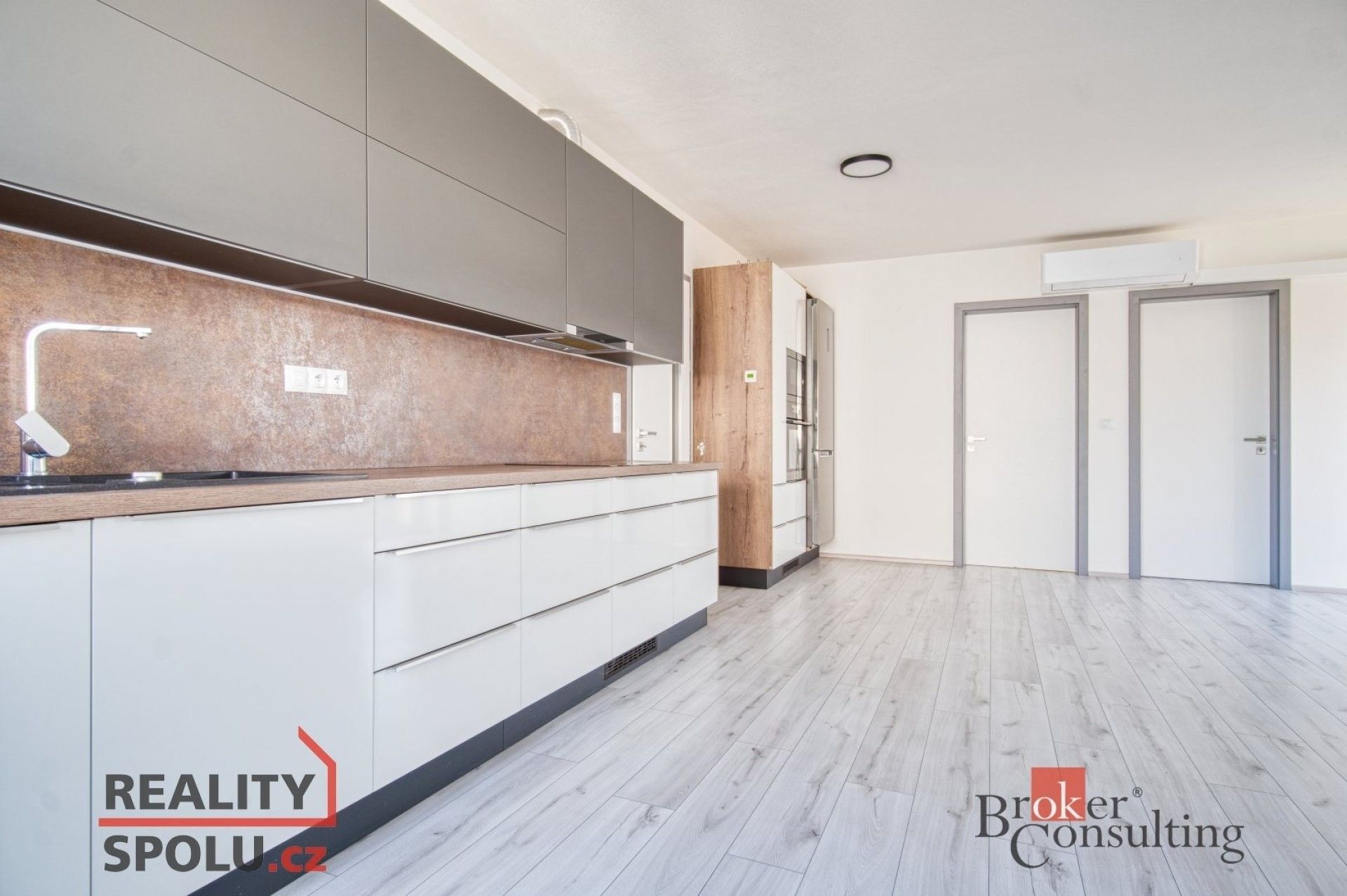 4+kk, Nádražní, České Budějovice, 84 m²