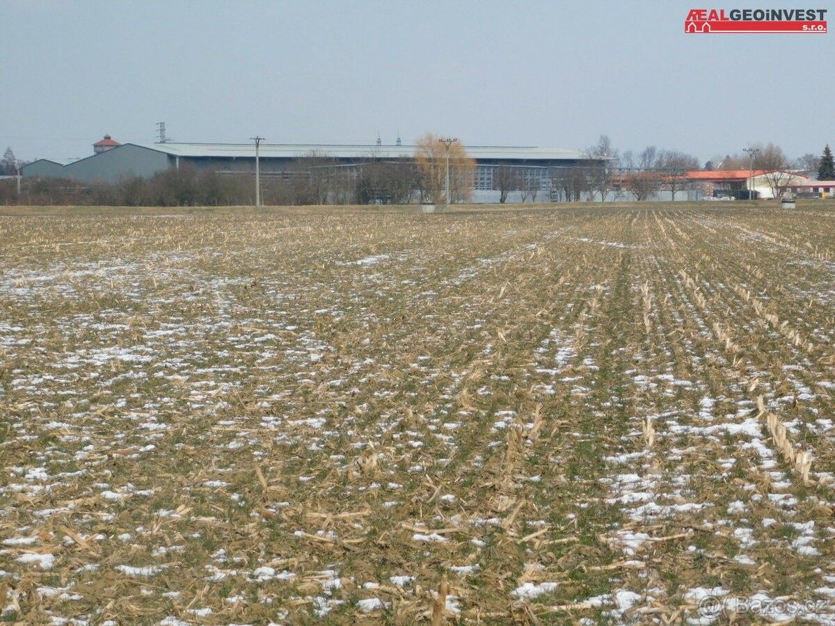 Prodej pozemek - Uherské Hradiště, 686 01, 2 067 m²