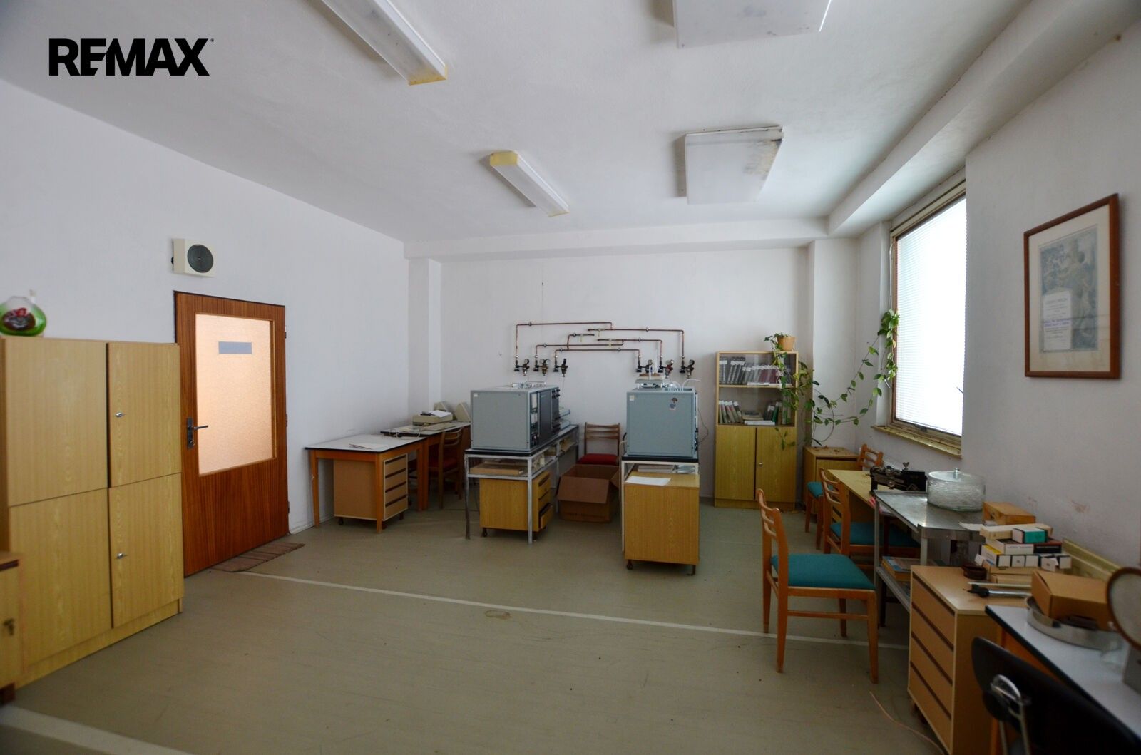 Sklady, Slapy, 102 m² - 1
