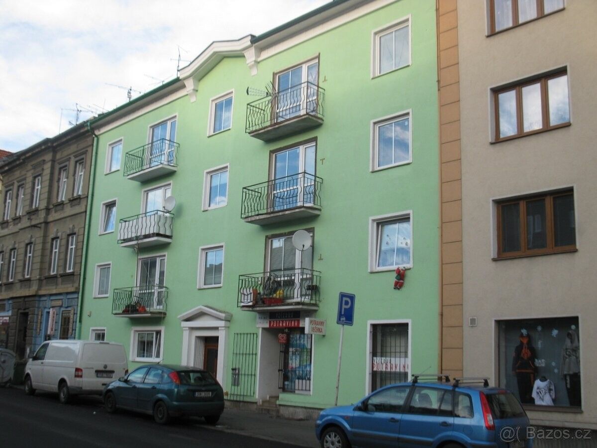 Pronájem byt - Chomutov, 430 01