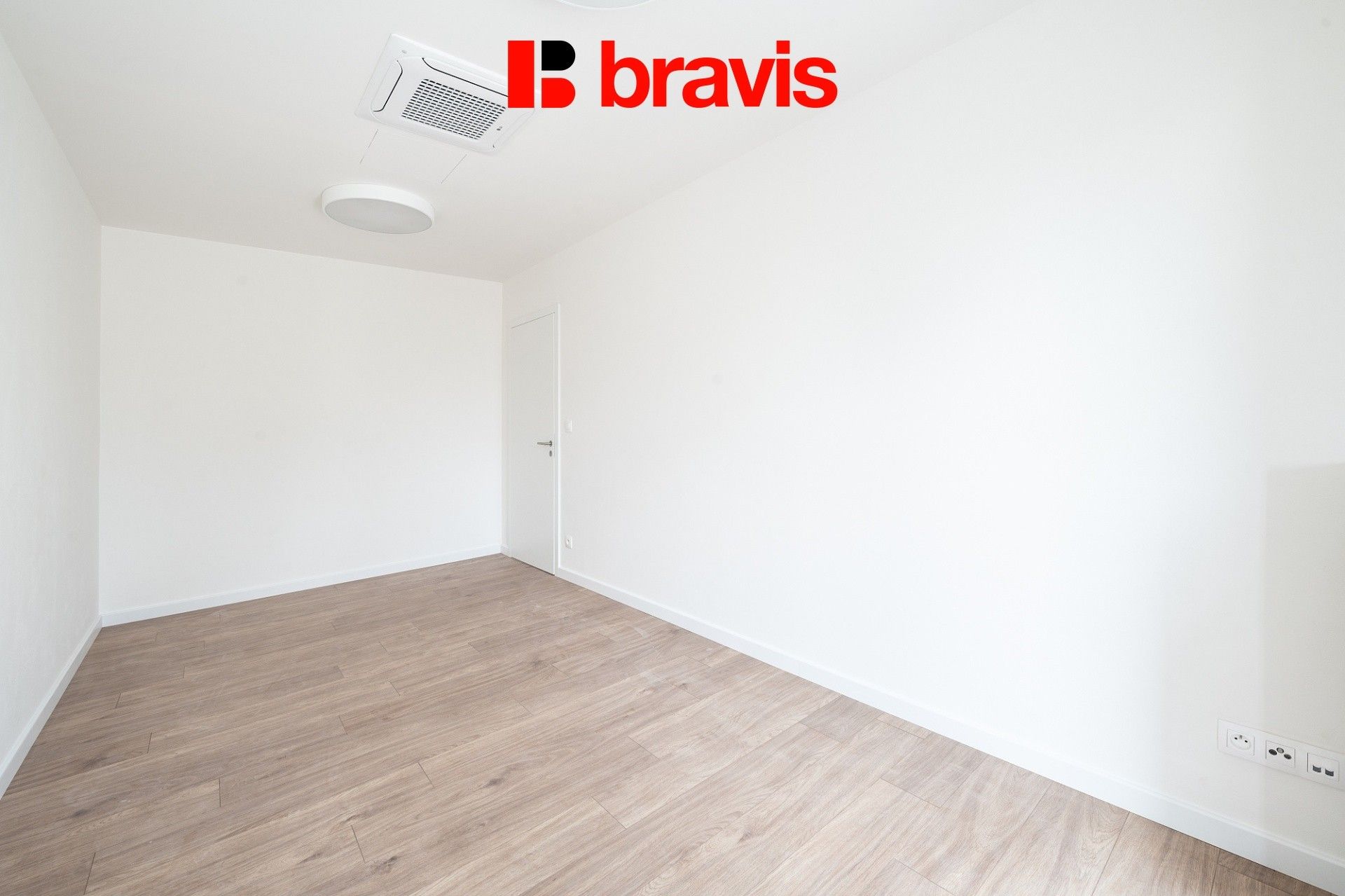 Pronájem kancelář - Hlinky, Brno, 66 m²