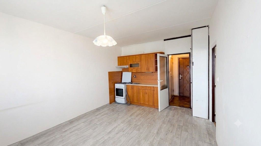 1+1, Sokolovská, Plzeň, 40 m² - 1