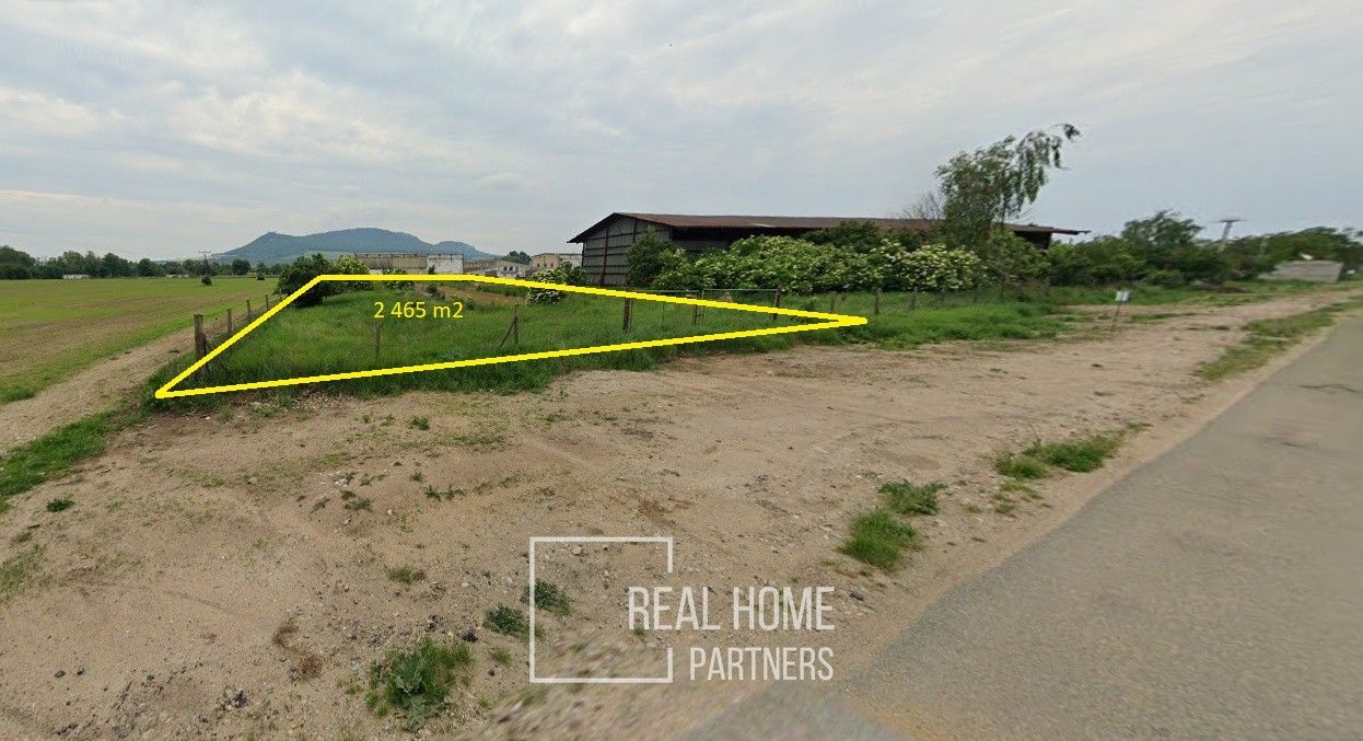Komerční pozemky, Strachotín, 2 465 m²