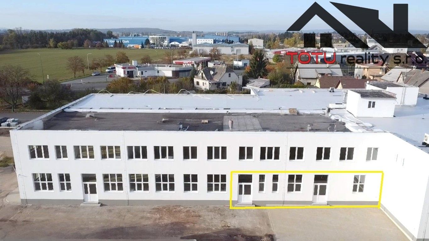 Pronájem obchodní prostory - Jezbinská, Jaroměř, 221 m²