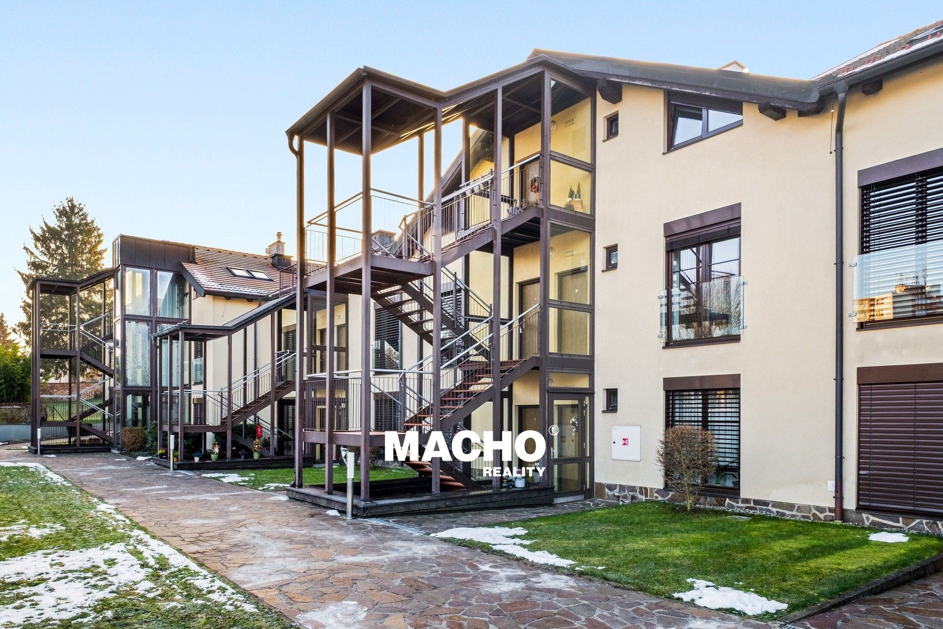 2+kk, Kozinovo náměstí, Praha, 51 m²