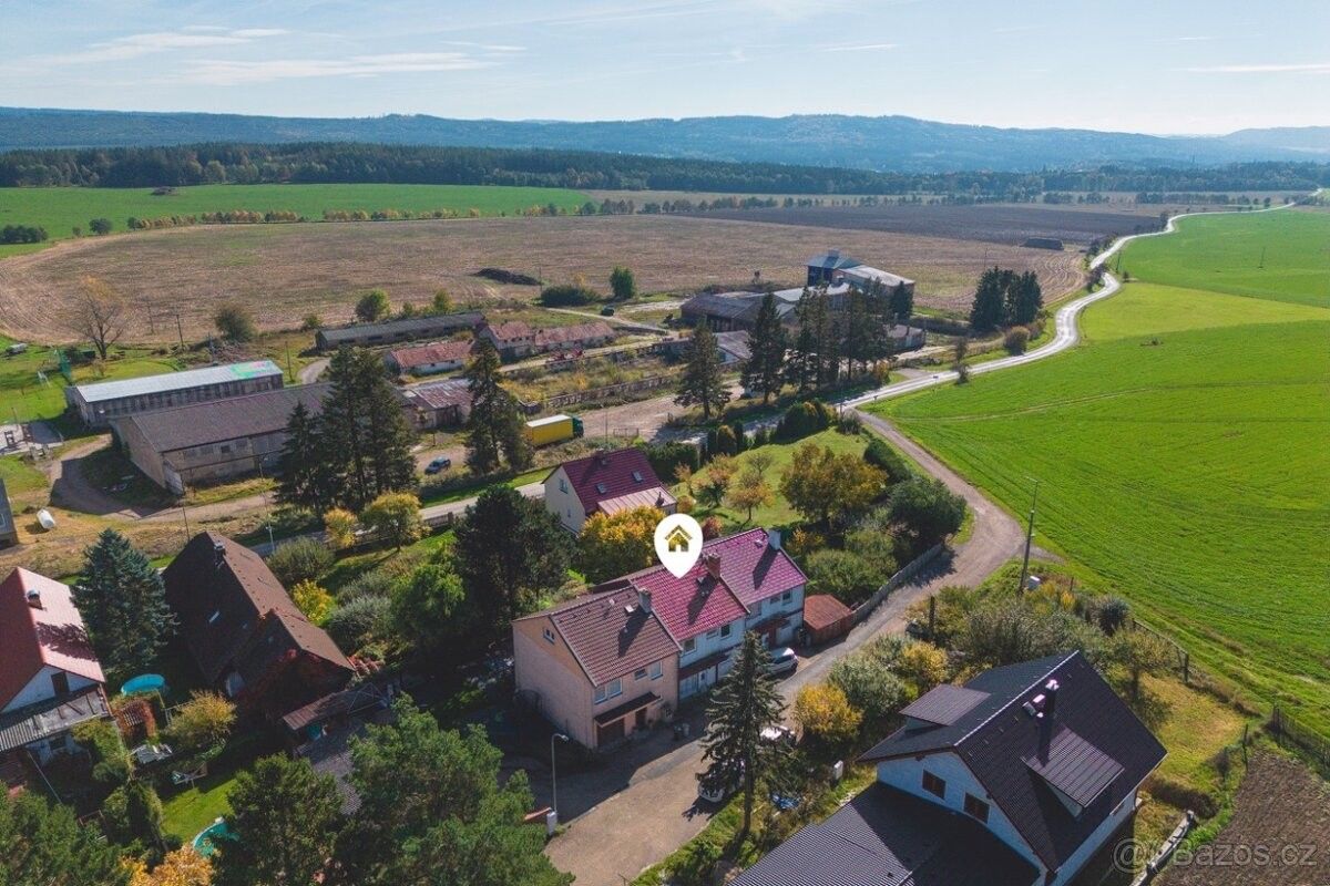 Rodinné domy, Holoubkov, 338 01