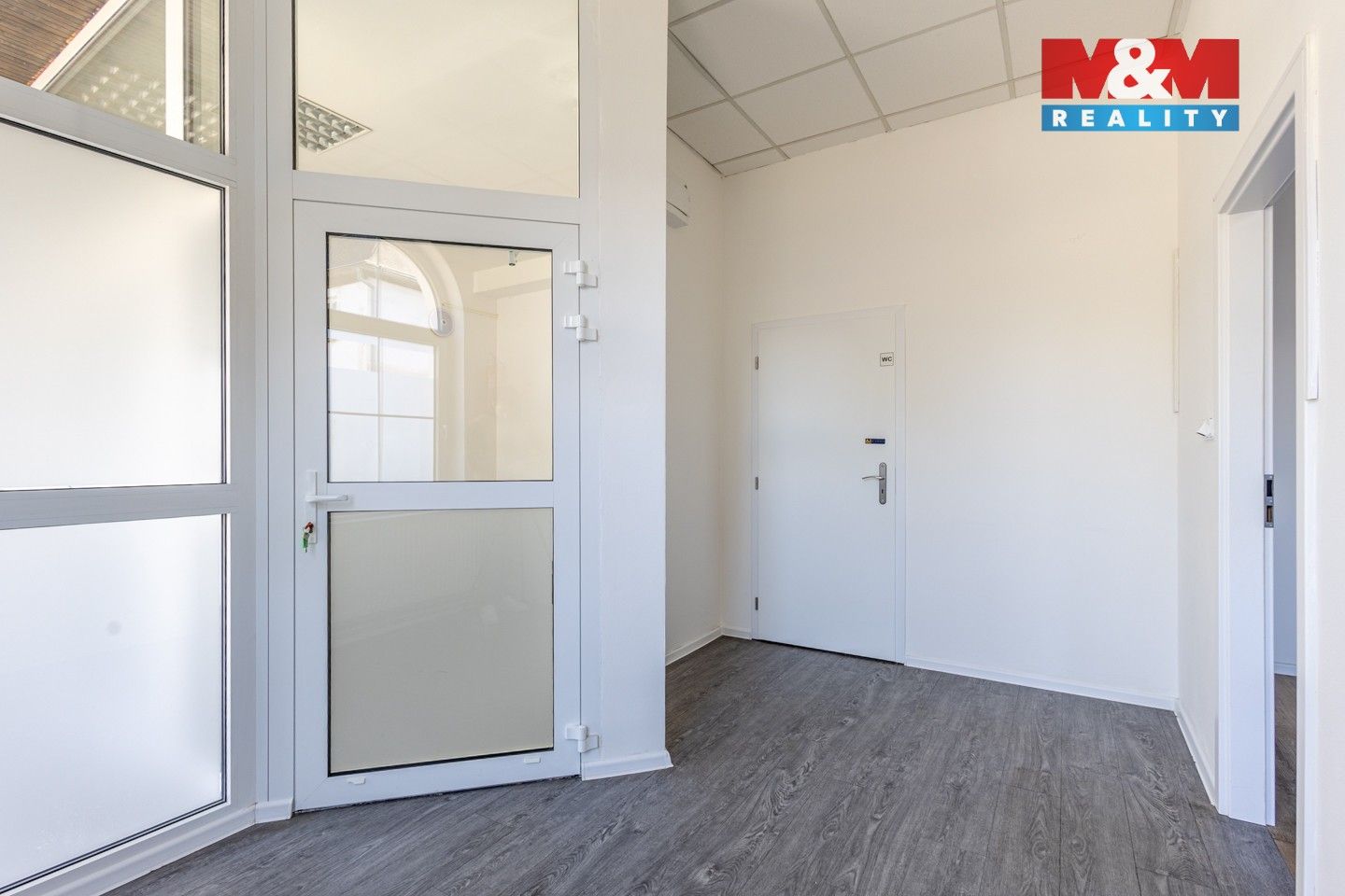 Obchodní prostory, Tržní náměstí, Nový Bor, 53 m² - 2