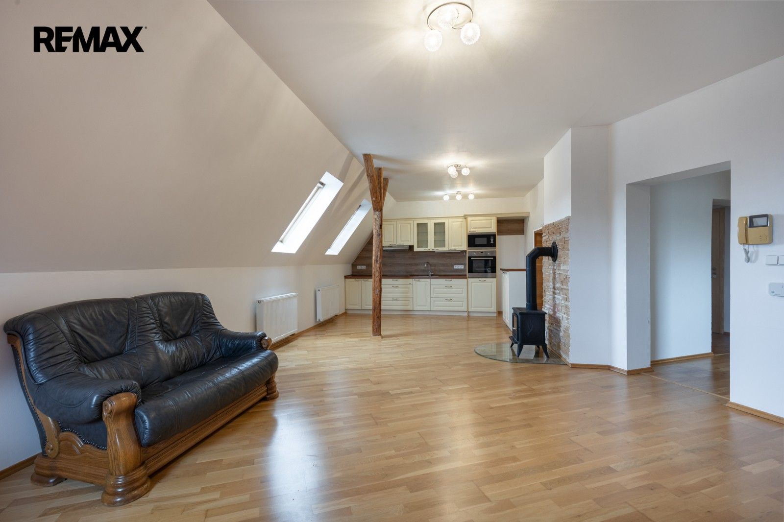 2+kk, Chudeřínská 137, Litvínov Chudeřín, 80 m² - 2