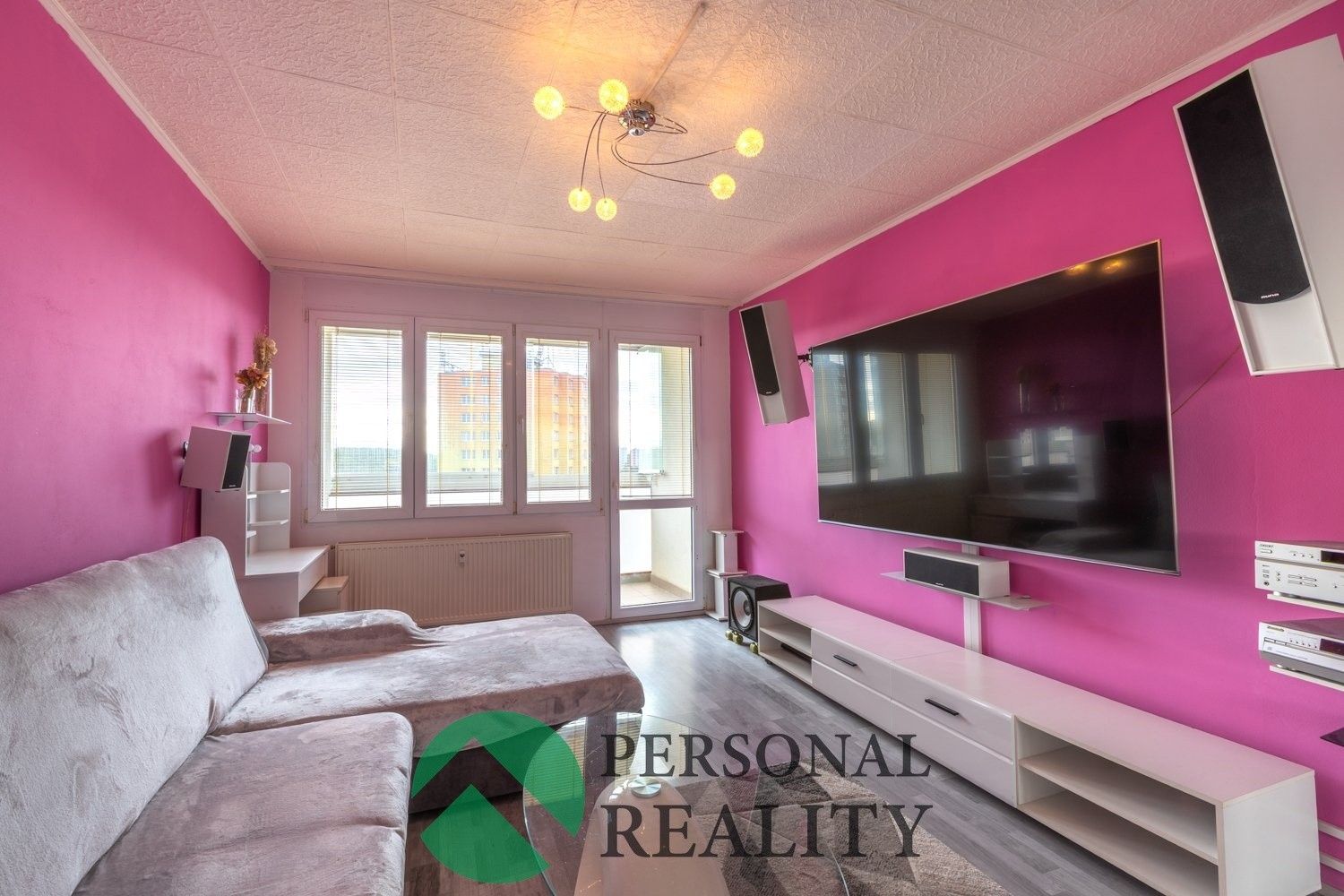 Prodej byt 2+1 - Zárubova, Praha, 63 m²