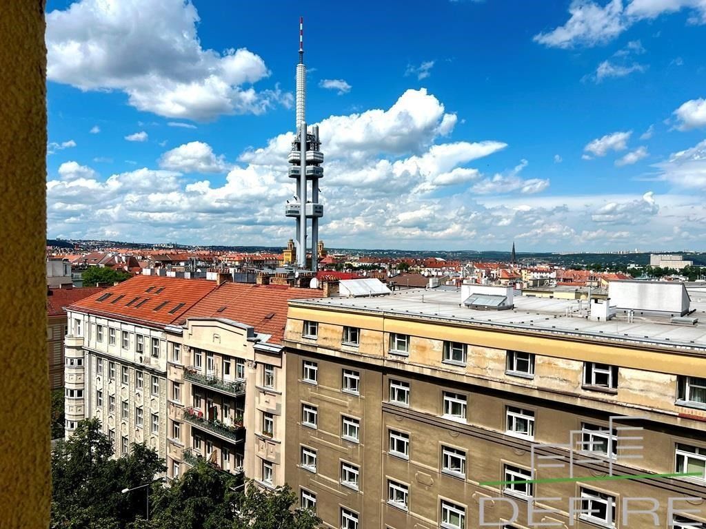 3+1, Lucemburská, Praha, 115 m²