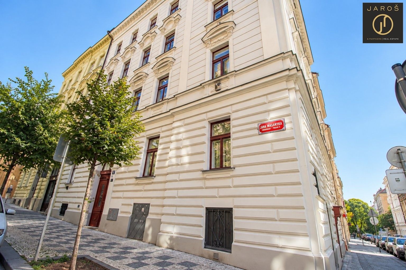 Byt 2+kk · 37 m² · Jana Masaryka, Praha - 3
