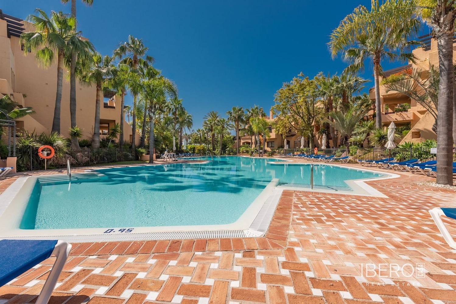 4+kk, San Pedro de Alcántara, Španělsko, 260 m² - 1