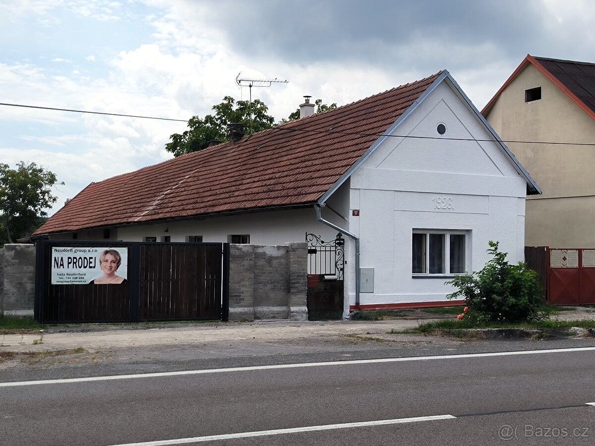 Prodej rodinný dům - Městec Králové, 289 03