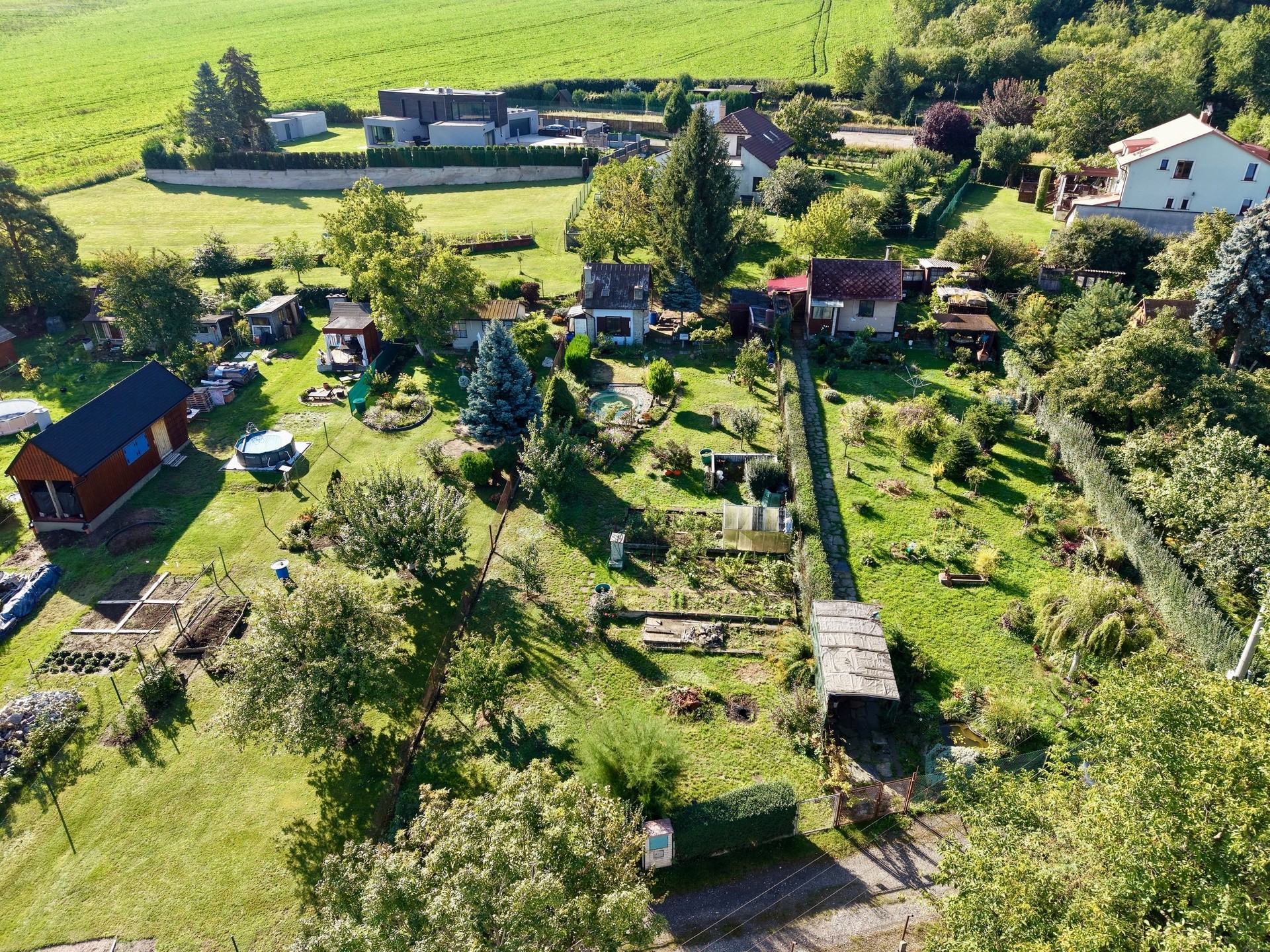 Pozemek pro bydlení, 739 m²