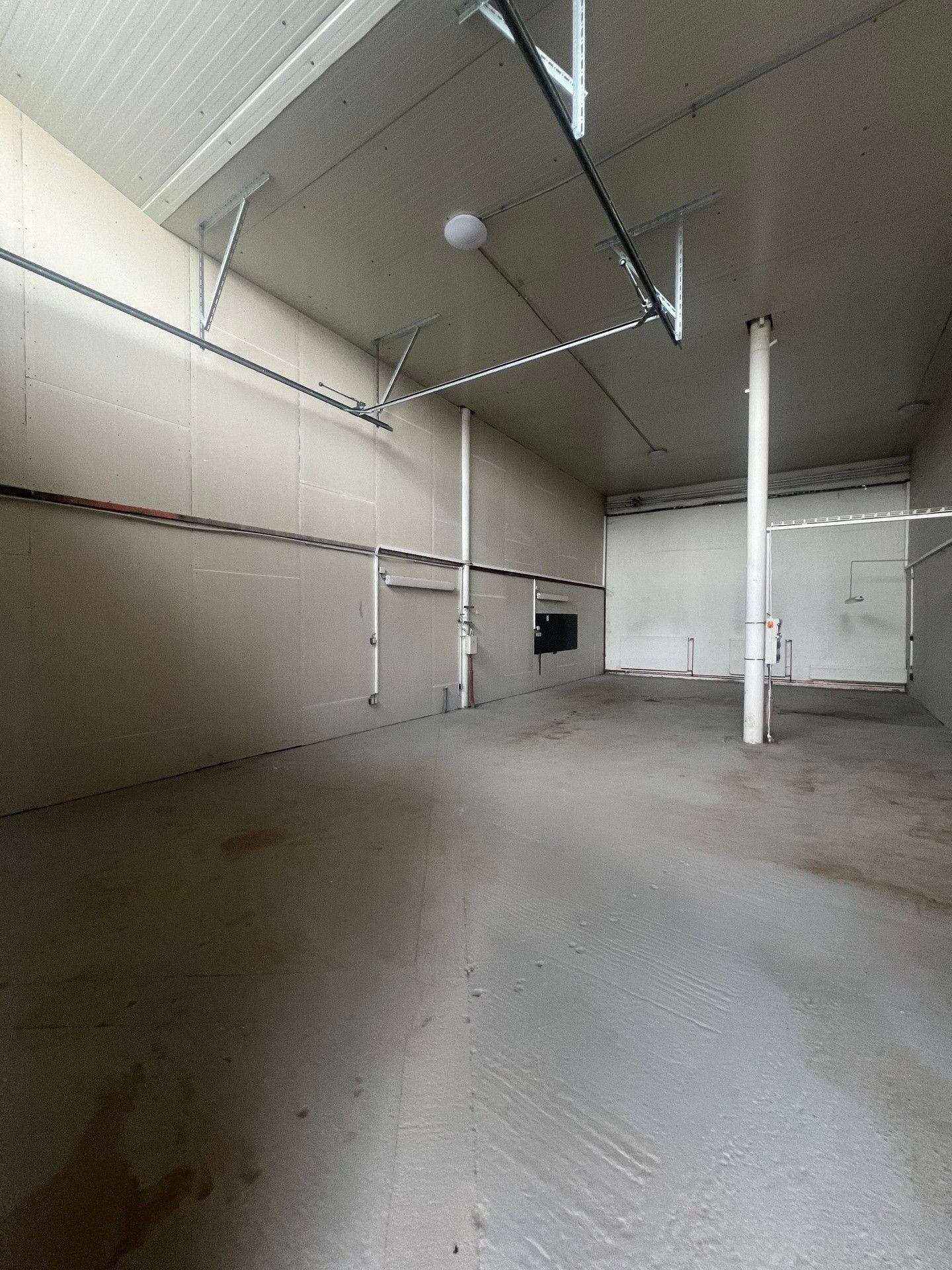 Pronájem sklad - U Cihelny, Sokolnice, 125 m²