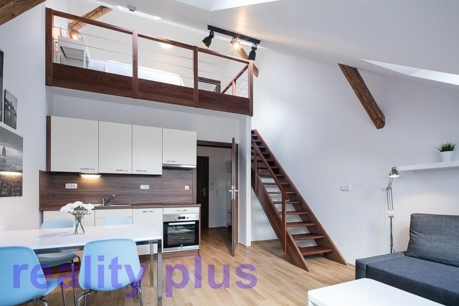 Pronájem byt 3+kk - Švermova, Liberec, 77 m²