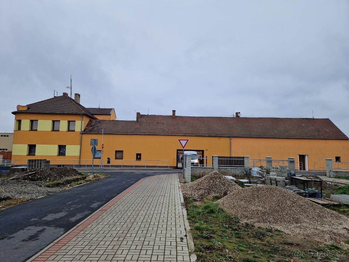 Pronájem restaurace - Bílina, 418 01