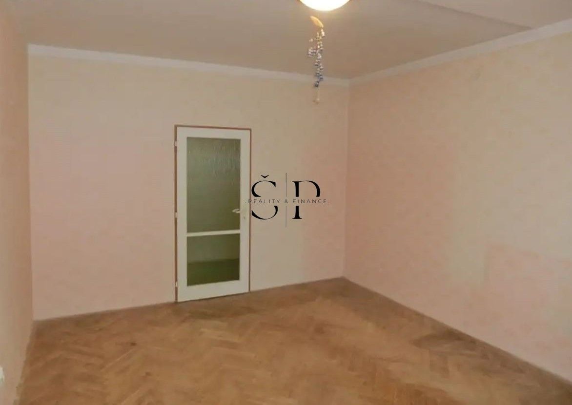 Byt 2+1 · 66 m² · S. K. Neumanna, Ostrov - 4