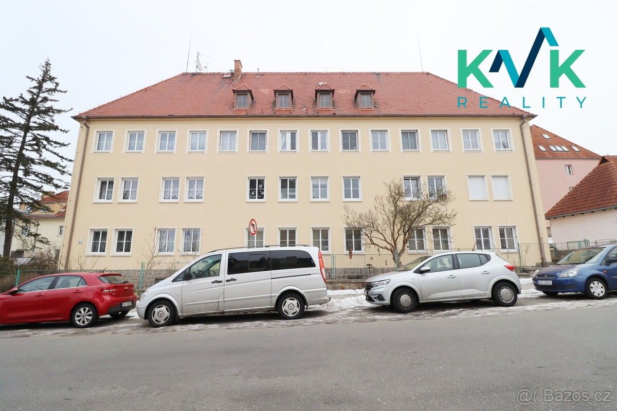 Byty, Karlovy Vary, 360 01