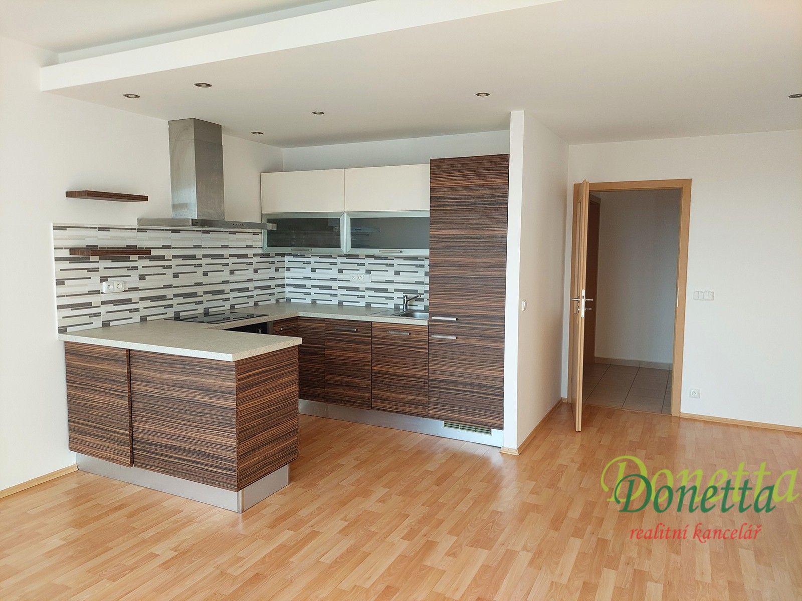 2+kk, Ve Stromovce, Hradec Králové, 59 m²