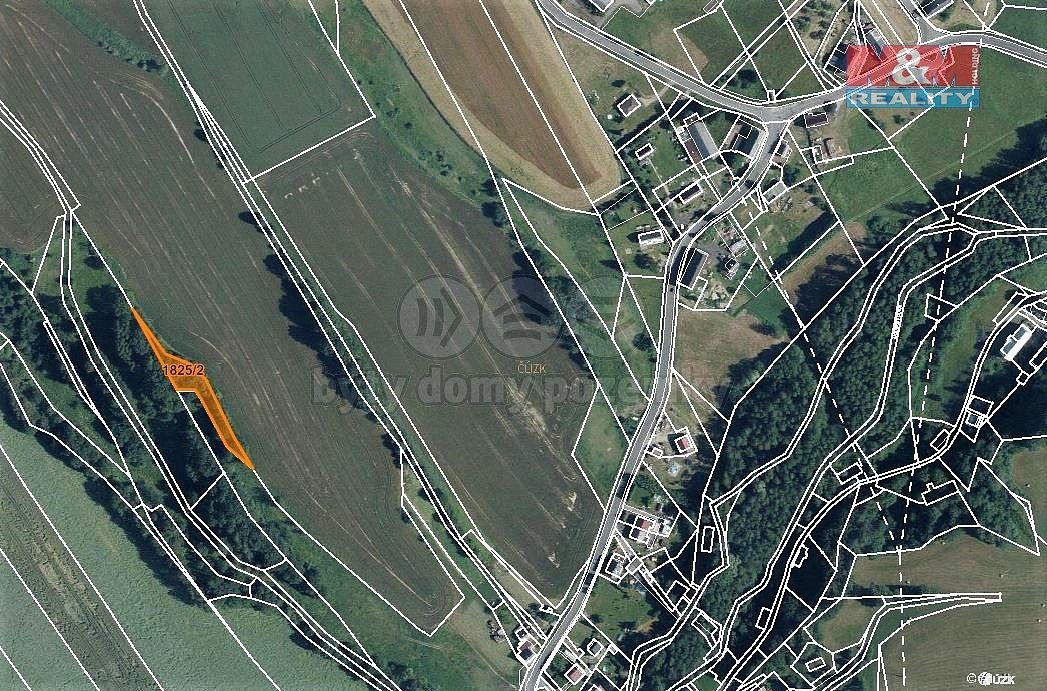 Les, 1 219 m²