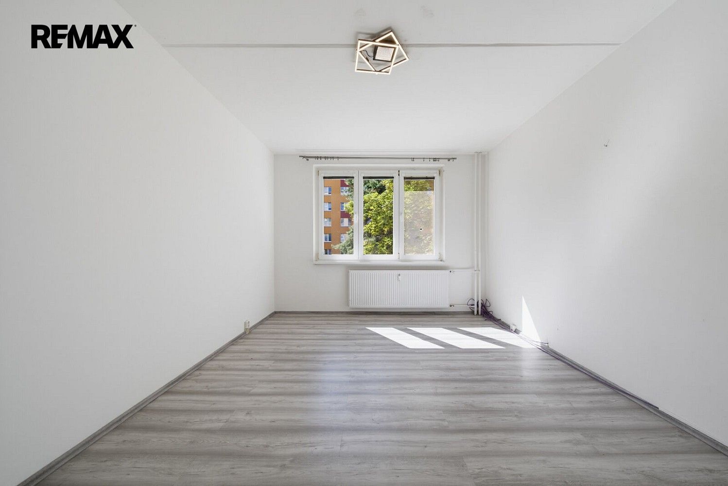 Prodej byt 4+1 - Chomutov, Ústecký kraj, 77 m² - 5