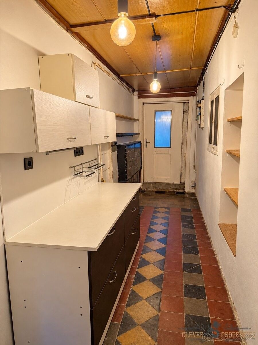 Prodej rodinný dům - Koryčany, 768 05 - 2