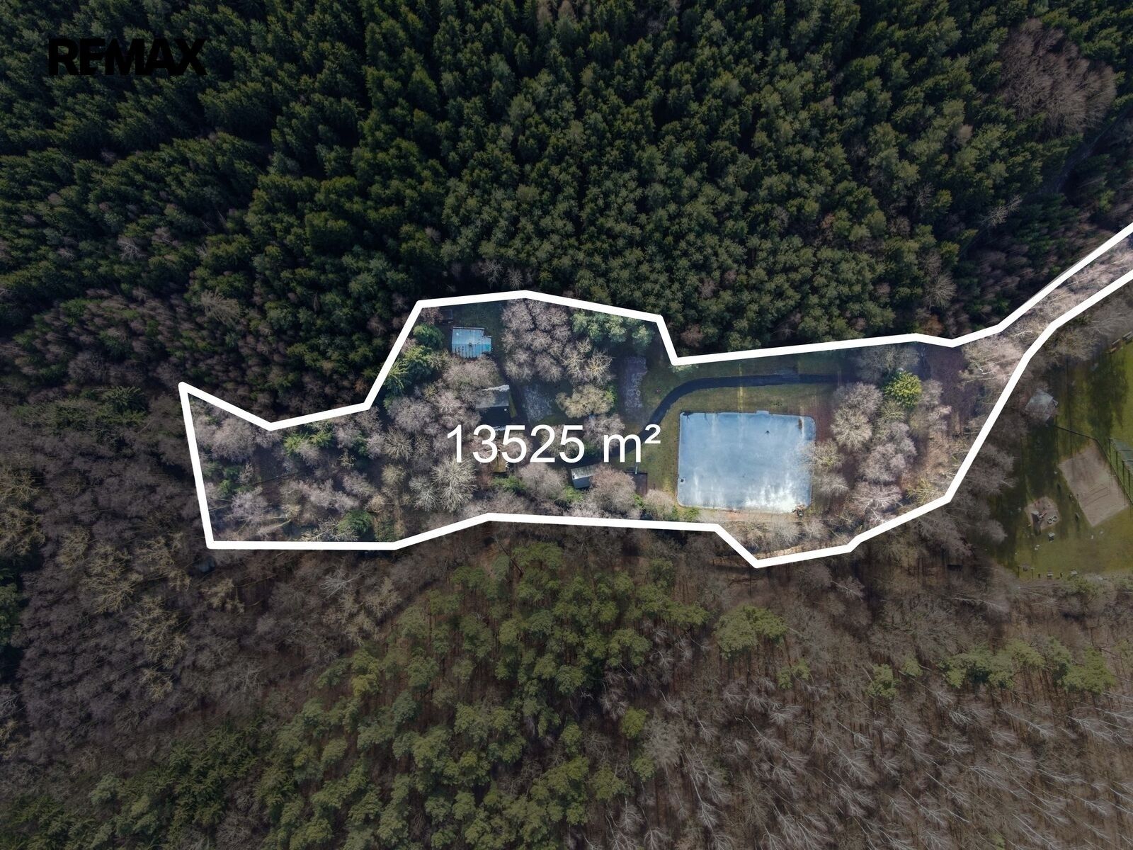 Chaty, Říčany, 100 m² - 1