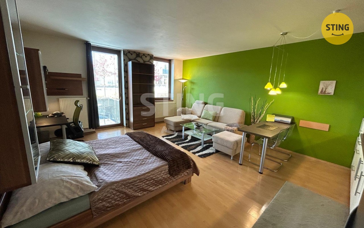 Pronájem byt 1+kk - Plácelova, Hradec Králové, 44 m² - 5