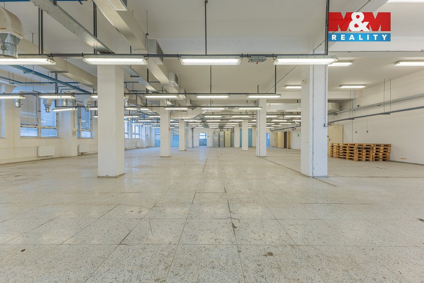 Sklad · 724 m² · Mostecká, Jirkov, okres Chomutov - 4