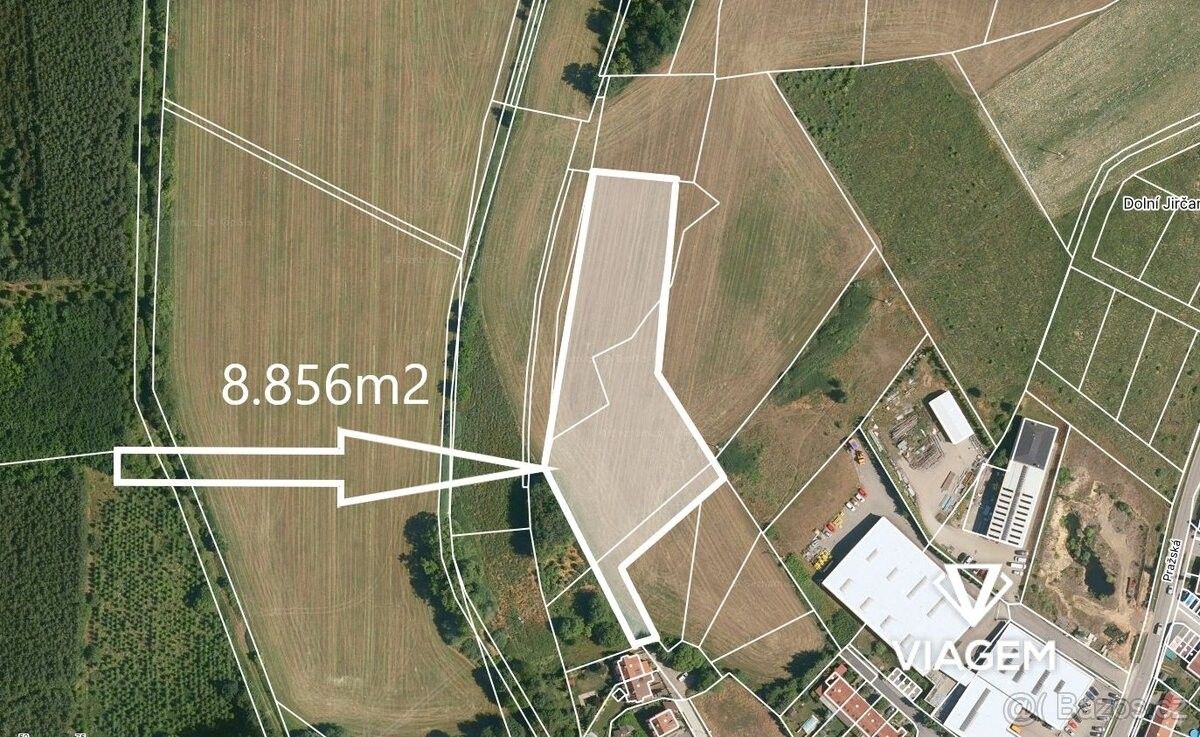 Pozemek pro bydlení, 8 856 m²