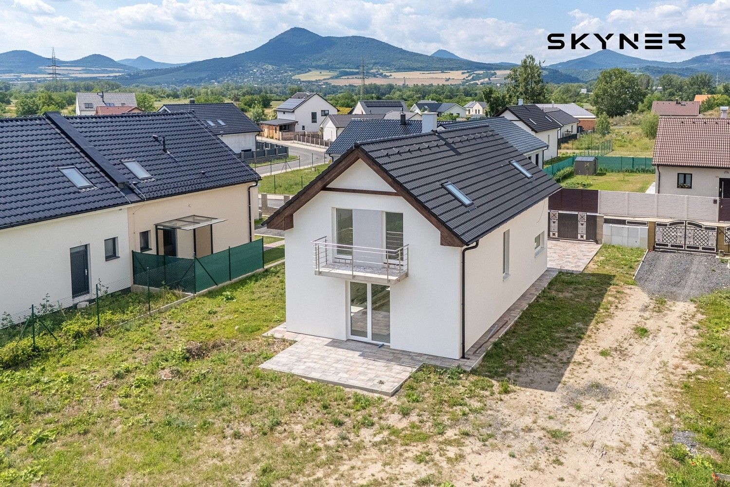 Prodej rodinný dům - Žalhostice, okres Litoměřice, Ústecký kraj, 130 m² - 2