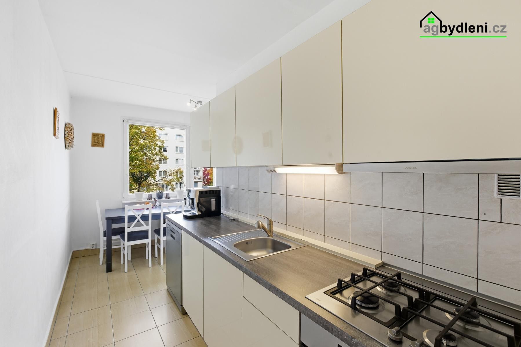 Pronájem byt 2+1 - Popelnicová, Plzeň, 61 m²