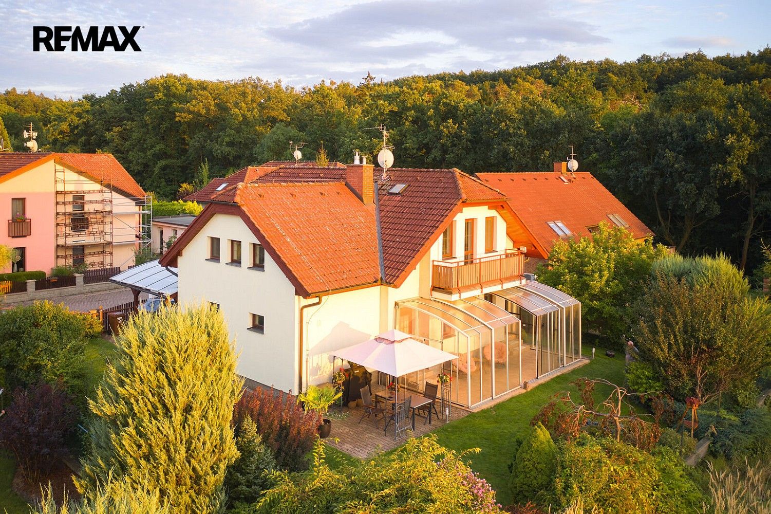 Rodinné domy, Hradec Králové - Roudnička, Královéhradecký kraj, 210 m² - 1
