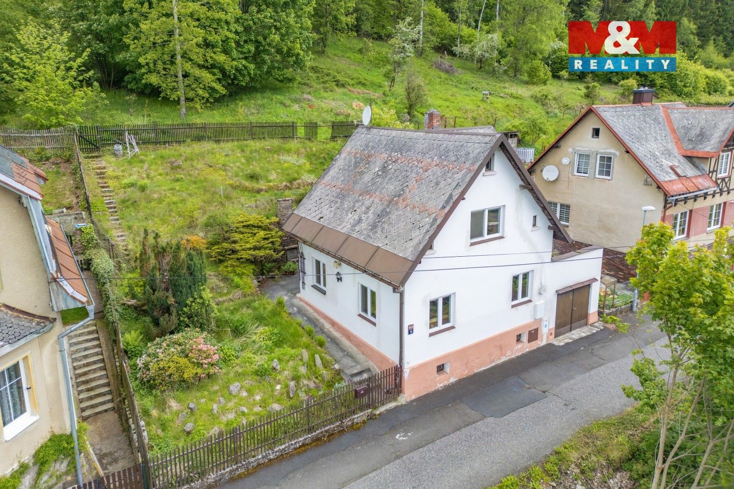 Prodej rodinný dům - B. Němcové, Kraslice, 141 m²