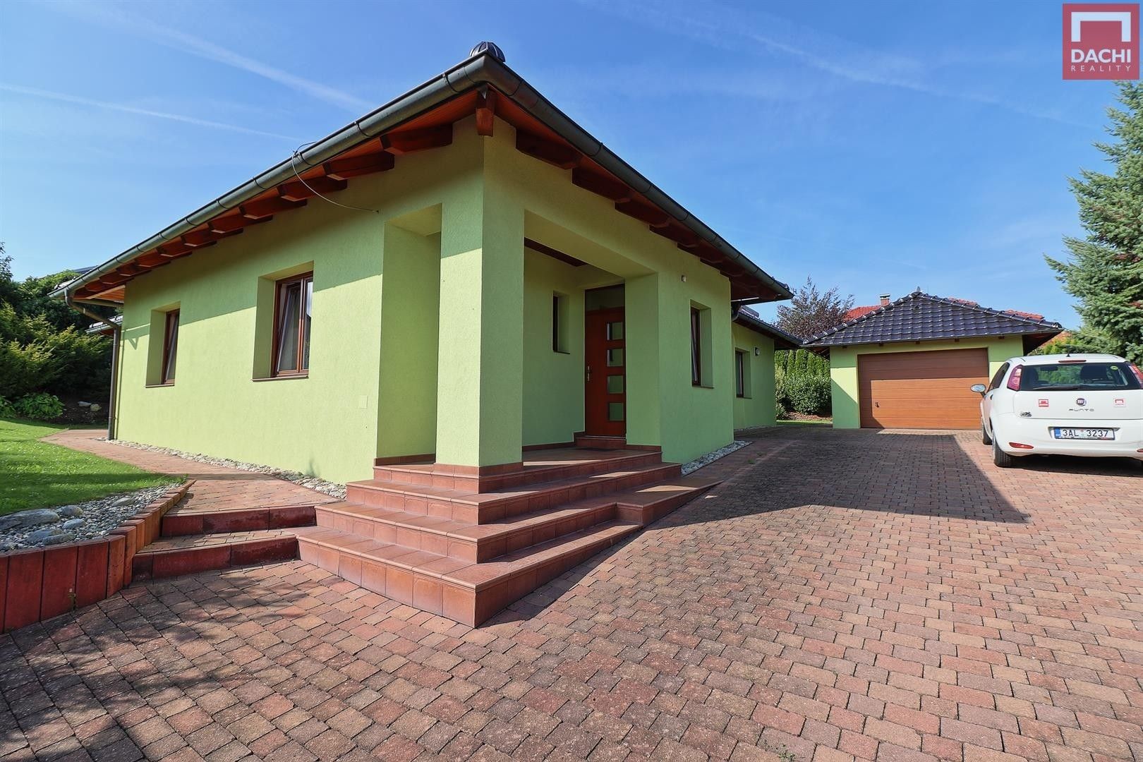 Pronájem rodinný dům - Pod Letištěm 953, Olomouc Neředín, 140 m² - 2