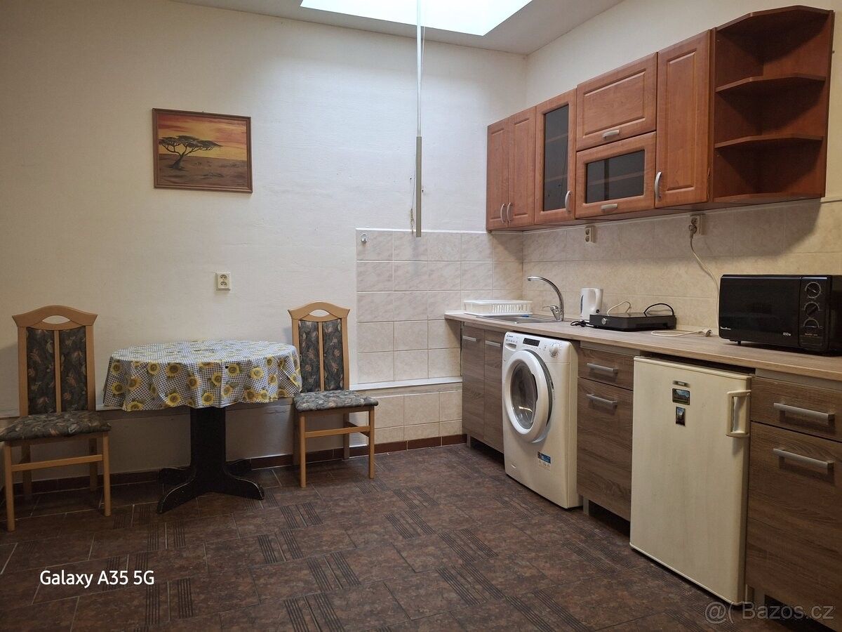 Byty, Dolní Břežany, 252 41