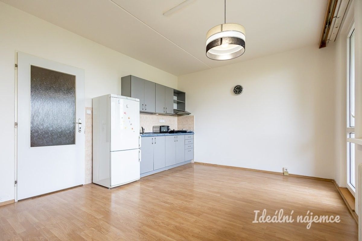 1+kk, Lešenská, Praha, 26 m² - 1