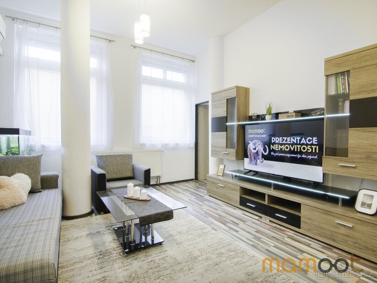 Byty, Čelákovice, 250 88