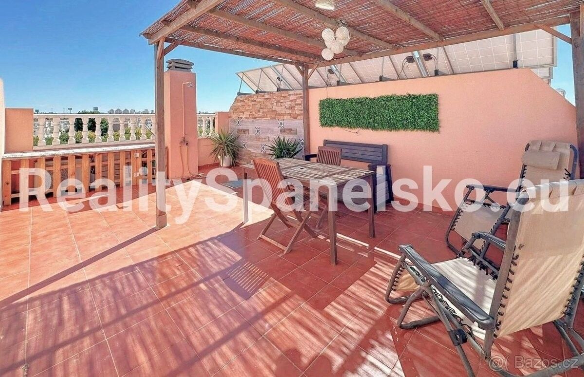 Prodej rodinný dům - 987 66, Zahraničí