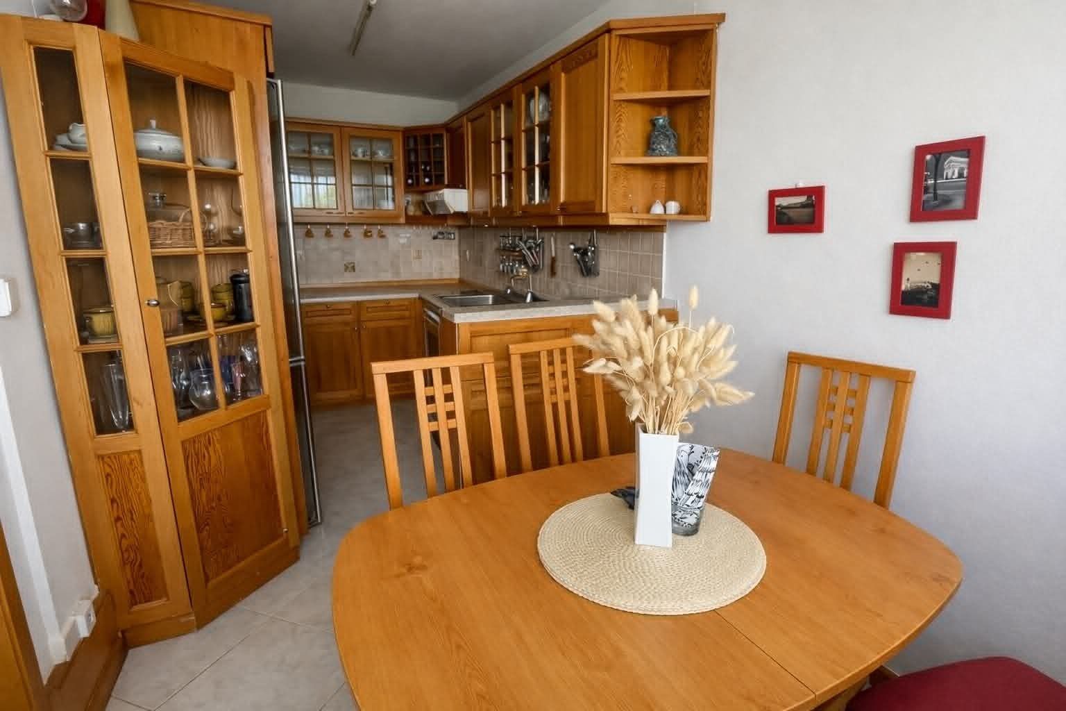 Byt 4+1 · 94 m² · Uherská, Praha - Vinoř - 4