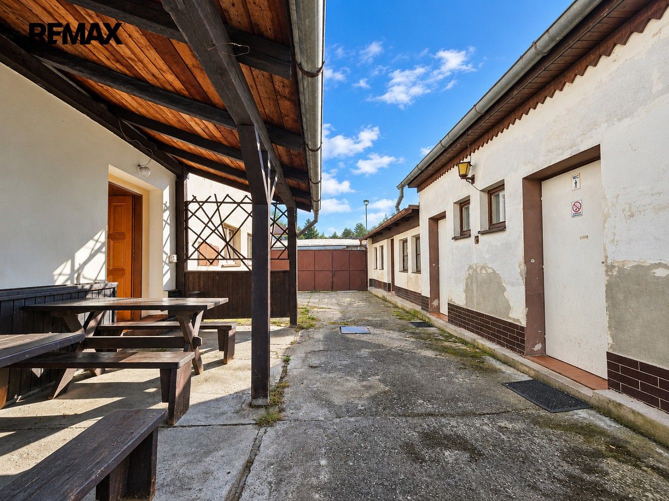 Rodinný dům · 400 m² · Podbořany - Buškovice, okres Louny - 3